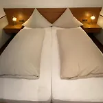 Landschaftsgasthaus Schanze 1 게스트하우스 3*